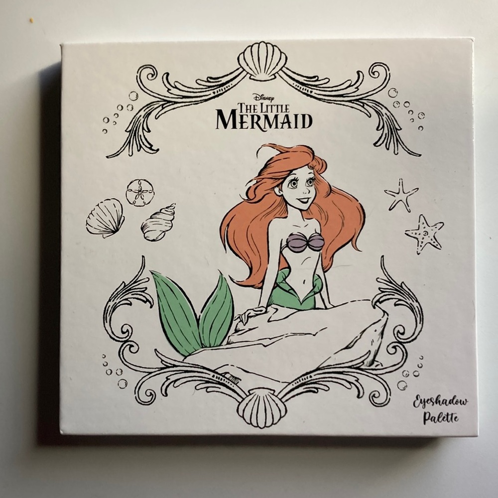 HP🎊🎊Disney The Little Mermaid Eyeshadow Palette
